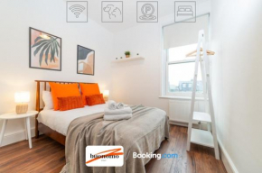 Three Bedroom Apartment At Buonomo Stays Short Lets & Serviced Accommodation close to Wimbledon Tennis Courts